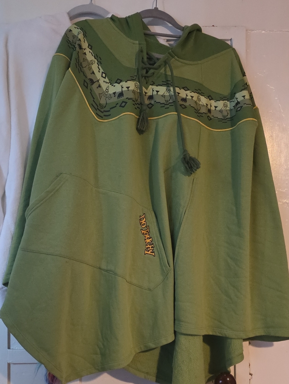 Disney X Her Universe Emprerors New Groove Poncho